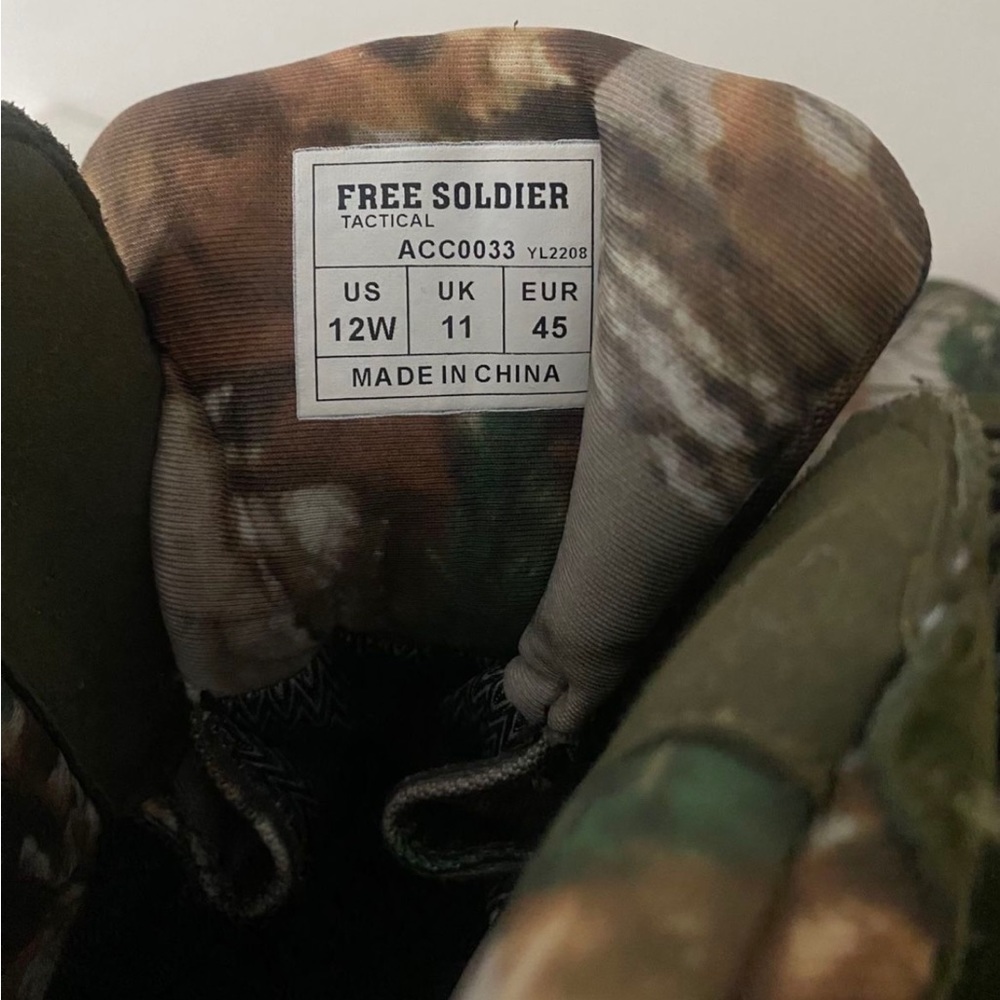 FREE SOLDIER Men's Waterproof Hiking Boots Tactical Work Boots Size 12 - Picture 7 of 10